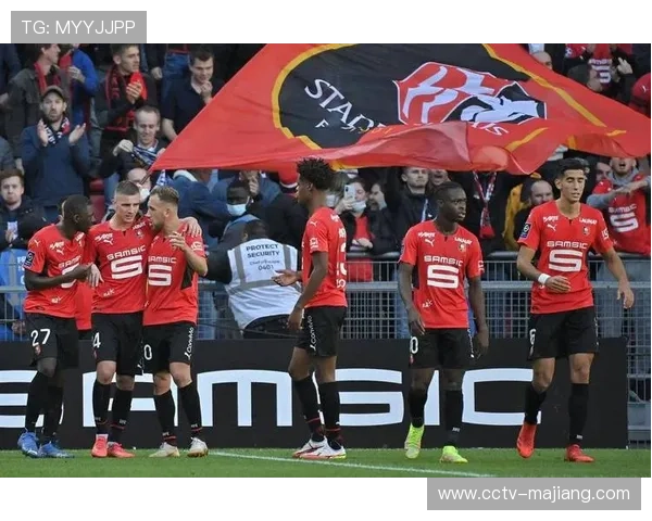 法甲考虑调整赛季中歇期,以适应扩军后的欧战赛程 法甲考虑调整赛季中歇期,以适应扩军后的欧战赛程